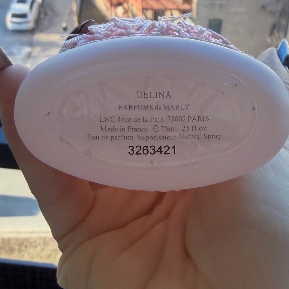 Delina Parfums De Marly - Picture 6 of 6